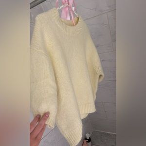 Zara (medium) soft yellow sorbet sweater shirt